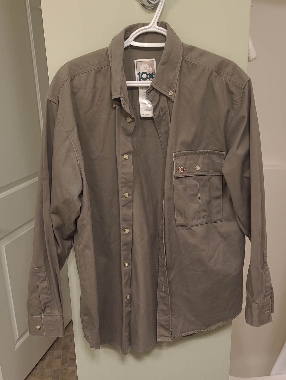 10X by Wrangler Men's Long-Sleeve Button-Down Shirt in Olive